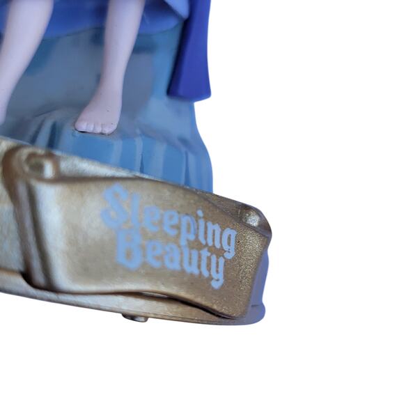 Vintage Disney Sleeping Beauty Ornament Aurora in Forest Scene - Picture 5 of 10